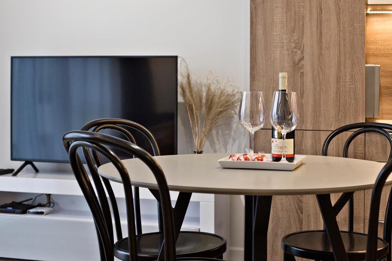 Goclaw P&O Serviced Apartments Варшава Екстер'єр фото